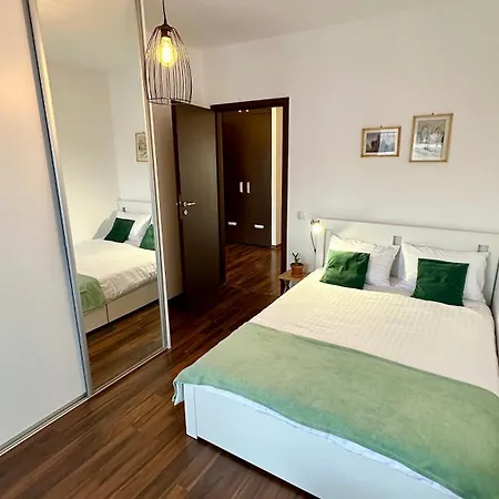 Bonjour With Terrace And Parking Apartment Cluj-Napoca
