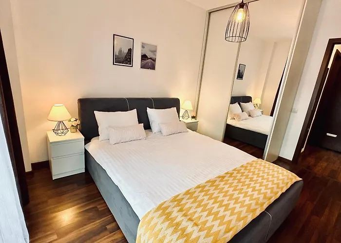 Apartment Bonjour With Terrace And Parking Cluj-Napoca